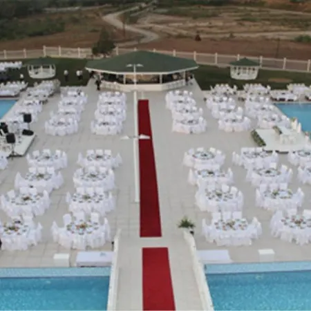 White Palace 4*